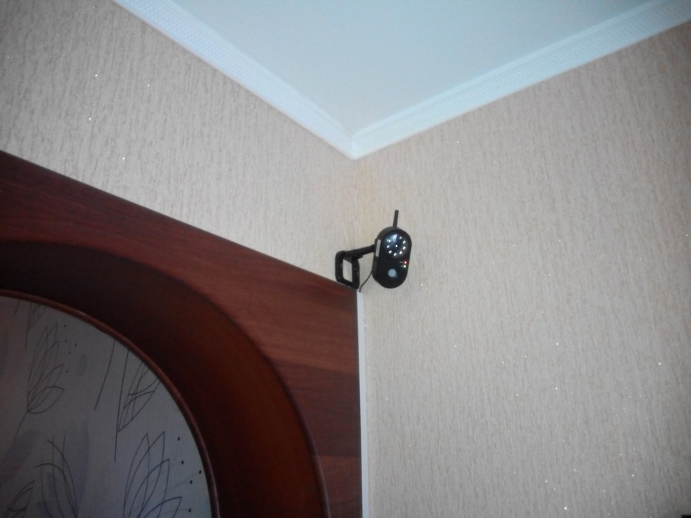 Установка беспроводного комплекта на 4 камеры «KvadroVisionHome IP Avtonom 4,3 в квартире жилого дома на бульваре Маршала Рокоссовского.
